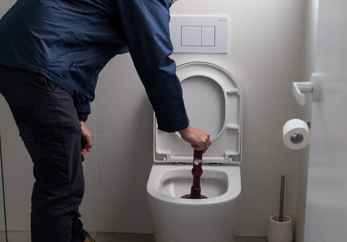 blocked toilet brisbane clearing service